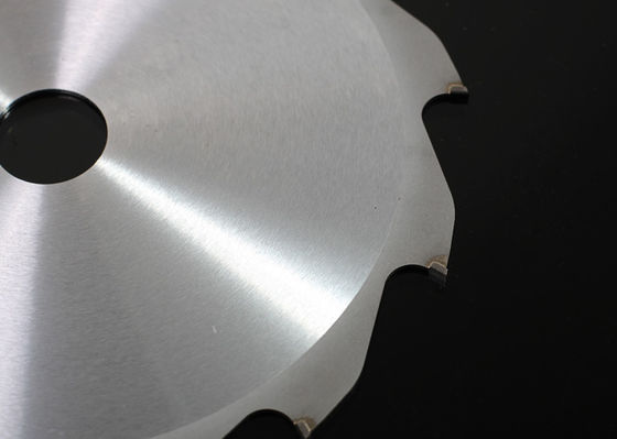 Le marquage de grande précision de diamant de PCD scie que la lame 10" scie des lames pour le conseil de densité