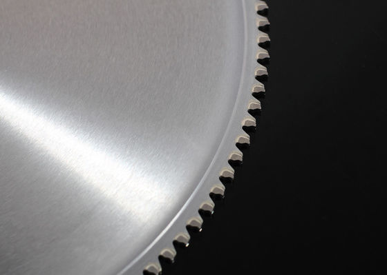 la lame de coupe en acier en métal 120z pour la circulaire a vu qu'électrique portatif a vu