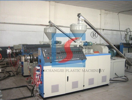 Ligne en plastique en bois jumelle d'extrusion de boudineuse à vis pour le panneau de plafond