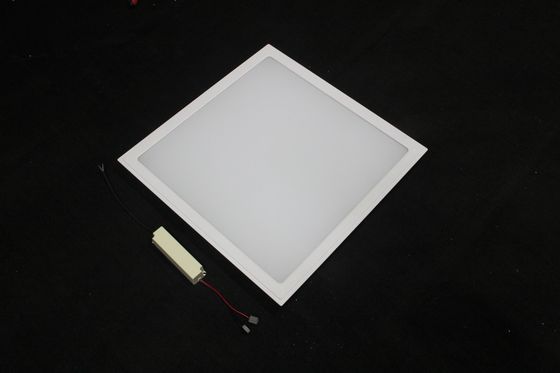 Chauffez le voyant blanc de place de 15W SMD3014 LED 300 x 300 millimètres 4500lm