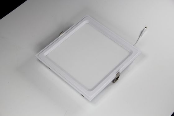 Chauffez le voyant blanc de place de 15W SMD3014 LED 300 x 300 millimètres 4500lm